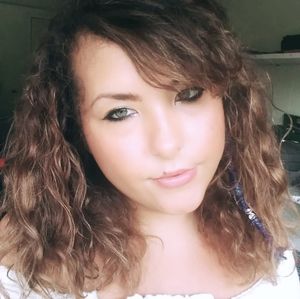 Meet your Posher, Devan